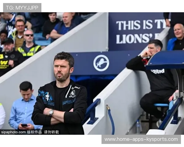 曼联全力冲刺欧冠四强，卡里克深度参与转会计划，曼联欧冠出线